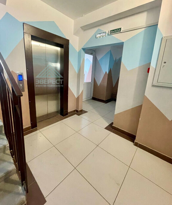 квартира г Абакан ул Бограда 160 фото 1