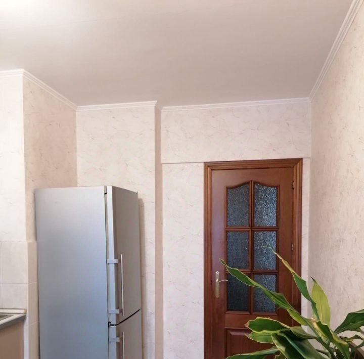квартира г Тольятти р-н Автозаводский ул Тополиная 31 фото 3