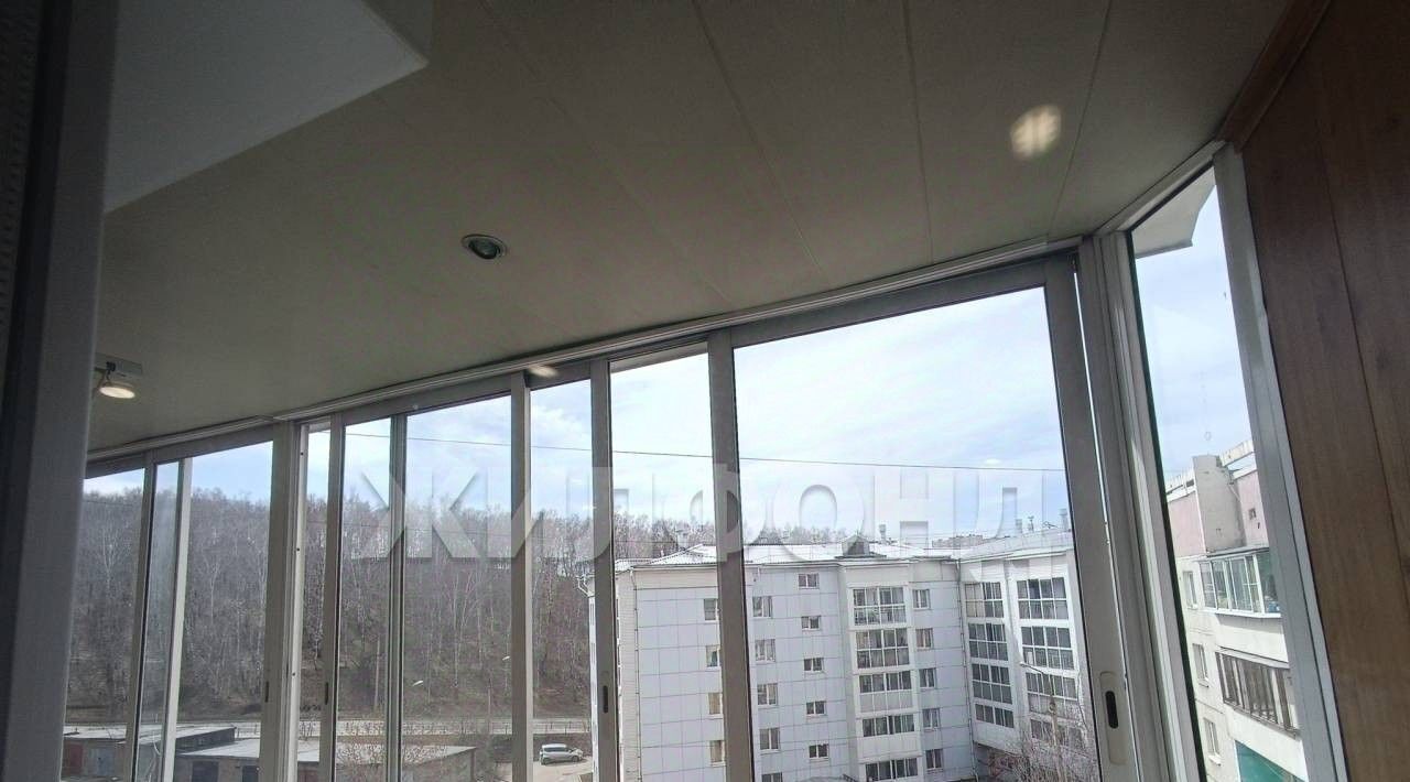 квартира г Иркутск р-н Свердловский мкр Университетский 101 фото 4