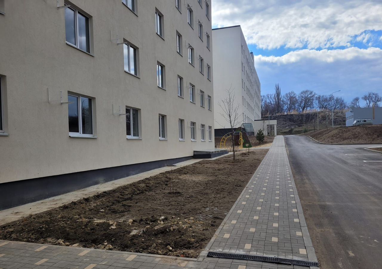 квартира г Волгоград р-н Краснооктябрьский ул им. Ломоносова 85 фото 1