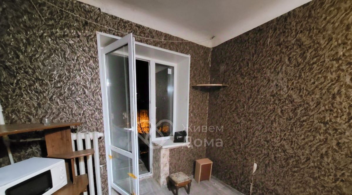 квартира г Волгоград р-н Тракторозаводский ул 95-й Гвардейской 3 фото 1