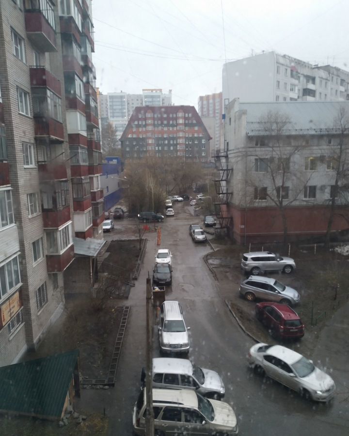 квартира г Барнаул р-н Центральный ул Папанинцев 121 фото 13