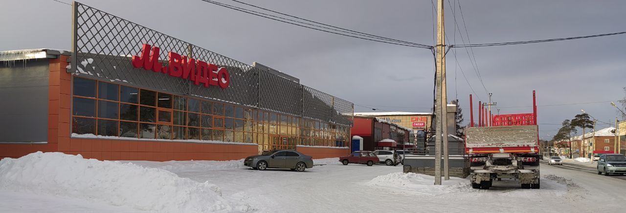 торговое помещение г Лесосибирск ул Горького 110с/1 фото 2