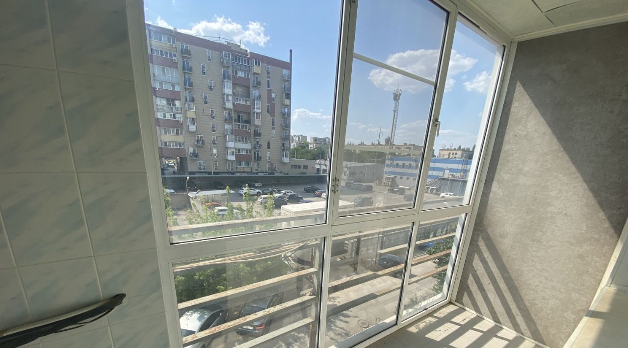 квартира г Волгоград р-н Дзержинский ул 51-й Гвардейской 30а фото 12