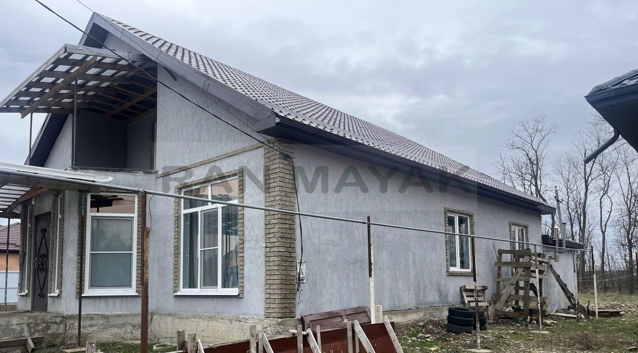 дом г Майкоп п Западный ул Исаева 83 фото 1