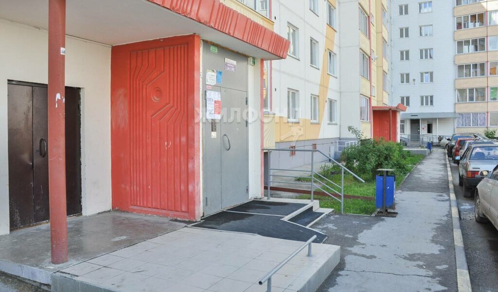 квартира г Новосибирск р-н Кировский ул Петухова 95/1 Площадь Маркса фото 21