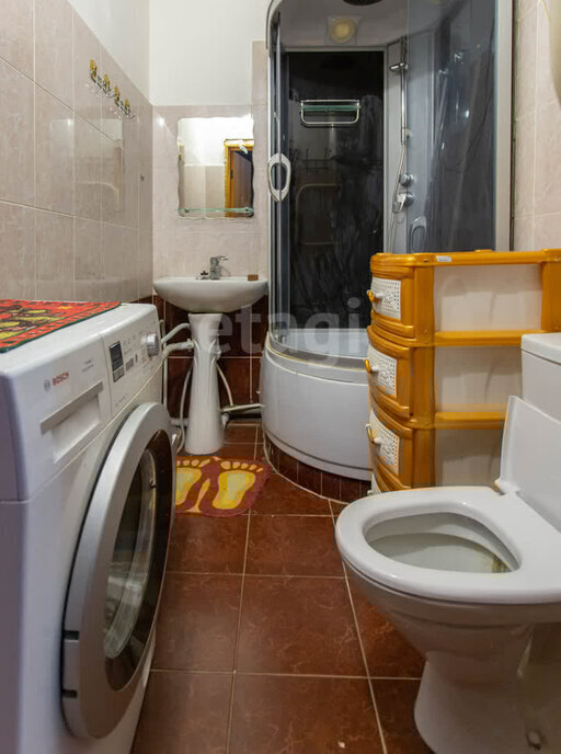 квартира г Тобольск мкр 7а 32г фото 9