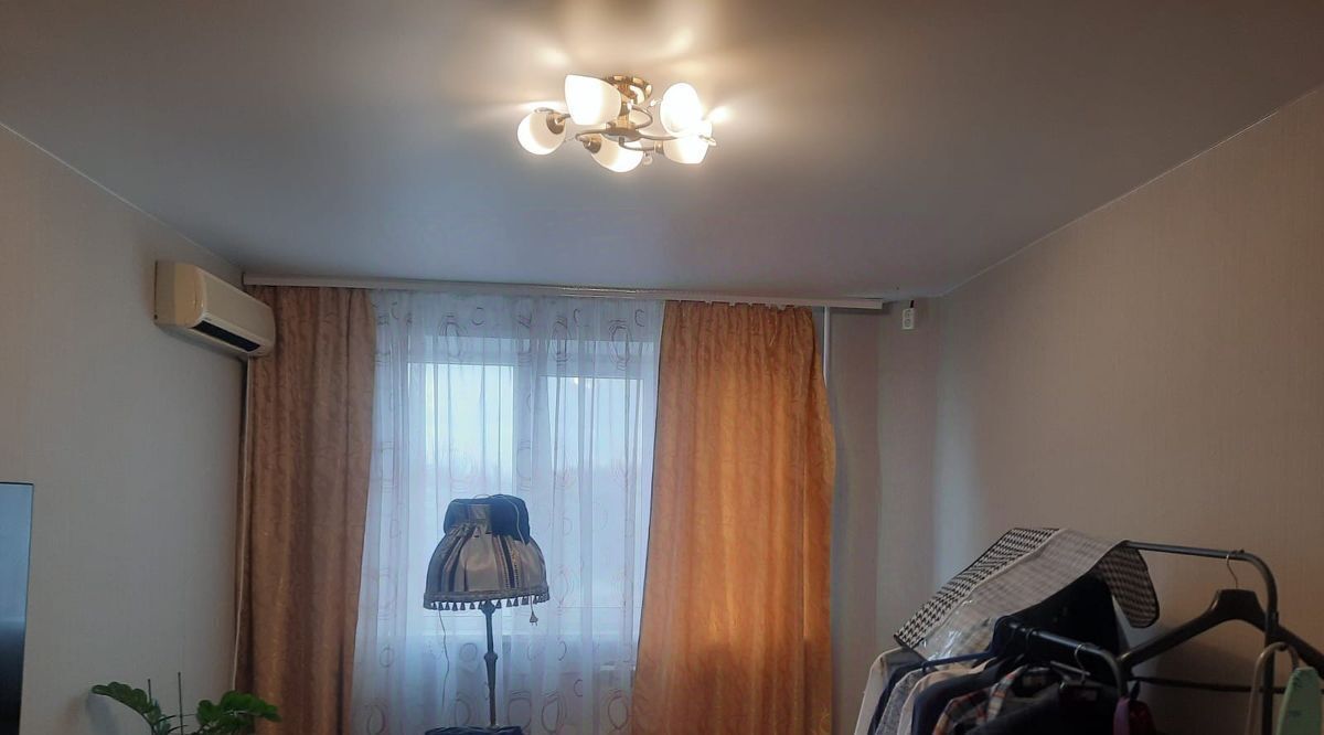 квартира г Волгоград р-н Дзержинский ул Нарвская 10 фото 3