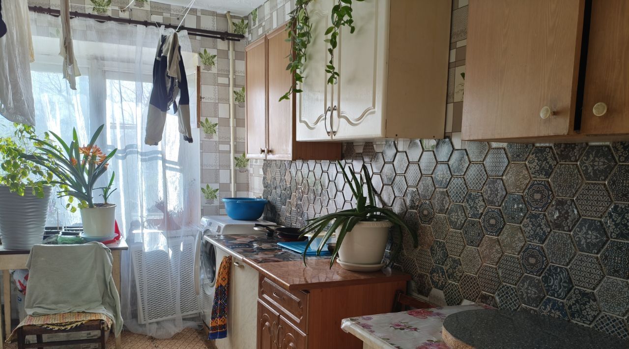 комната г Пермь р-н Индустриальный ул Комбайнеров 34 фото 6