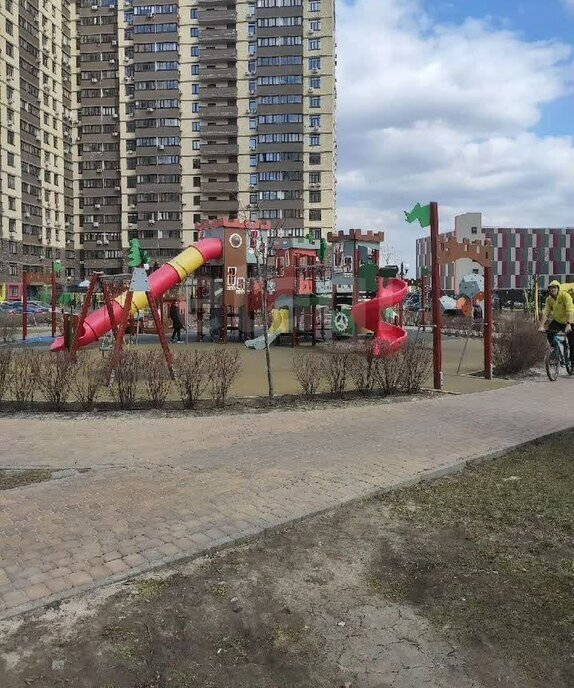 квартира г Ростов-на-Дону р-н Октябрьский ул Оганова 20с/1 ЖК «Сокол на Оганова» фото 29