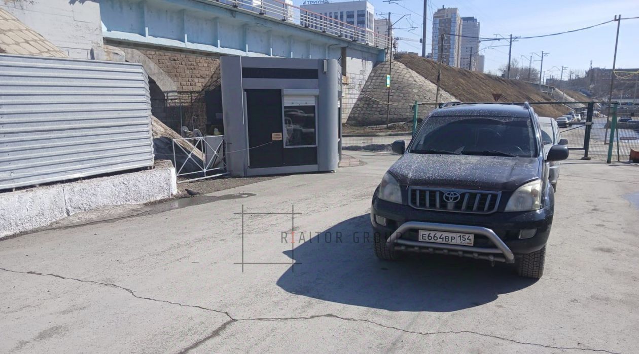 гараж г Новосибирск р-н Центральный Речной вокзал пр-кт Красный 4 фото 2