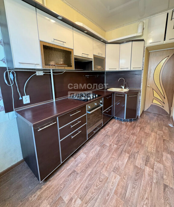 квартира г Астрахань р-н Кировский ул Бориса Алексеева 65к/1 фото 6
