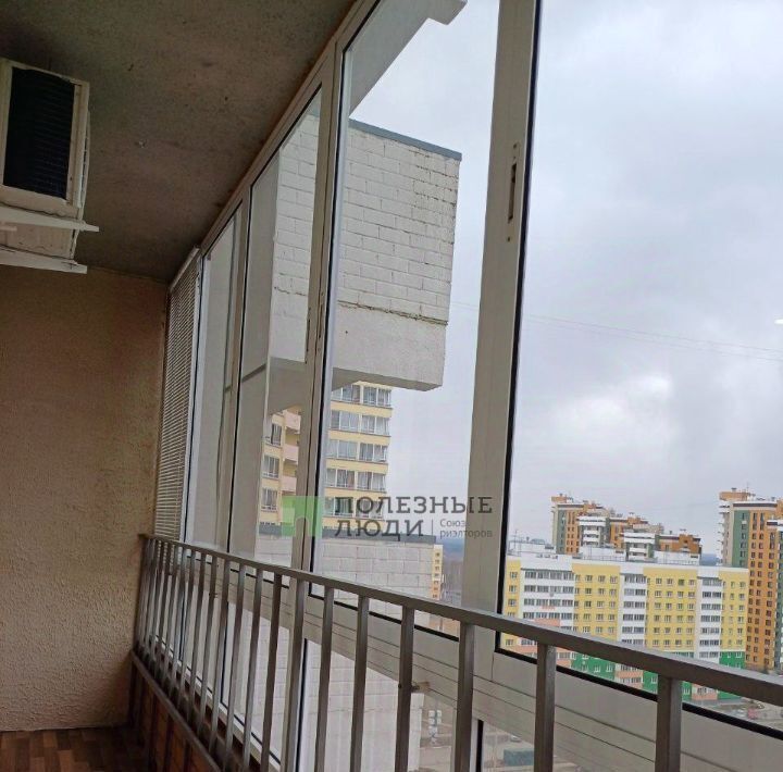 квартира г Киров р-н Ленинский ул Ленина 198к/2 фото 18