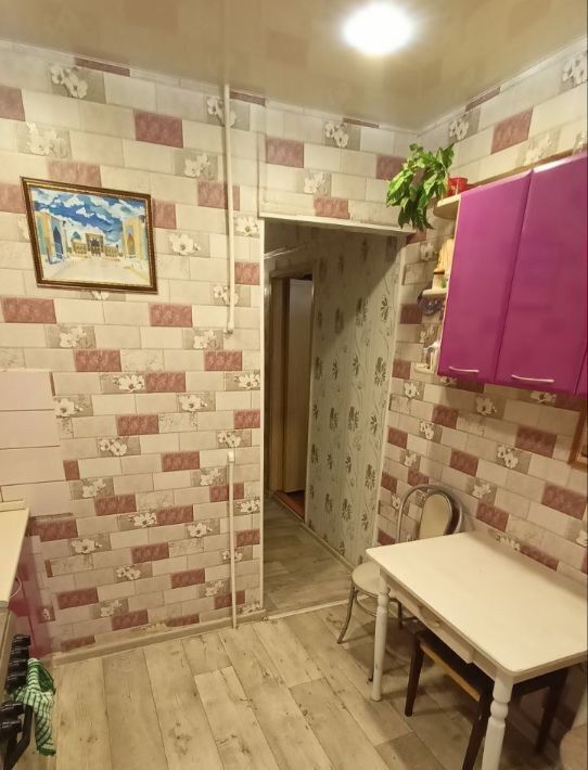 квартира г Череповец р-н Индустриальный ул Жукова 1 фото 2