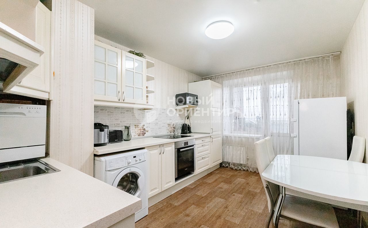 квартира г Екатеринбург р-н Железнодорожный ул Пехотинцев 3к/3 фото 1