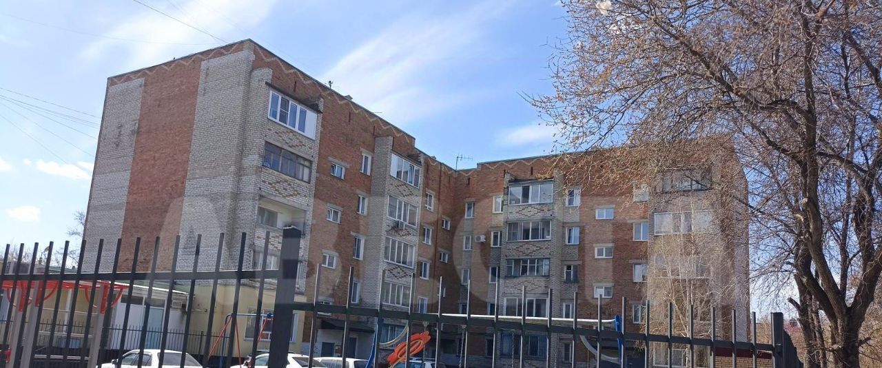 квартира г Омск р-н Ленинский Привокзальный ул Карбышева 28 фото 1