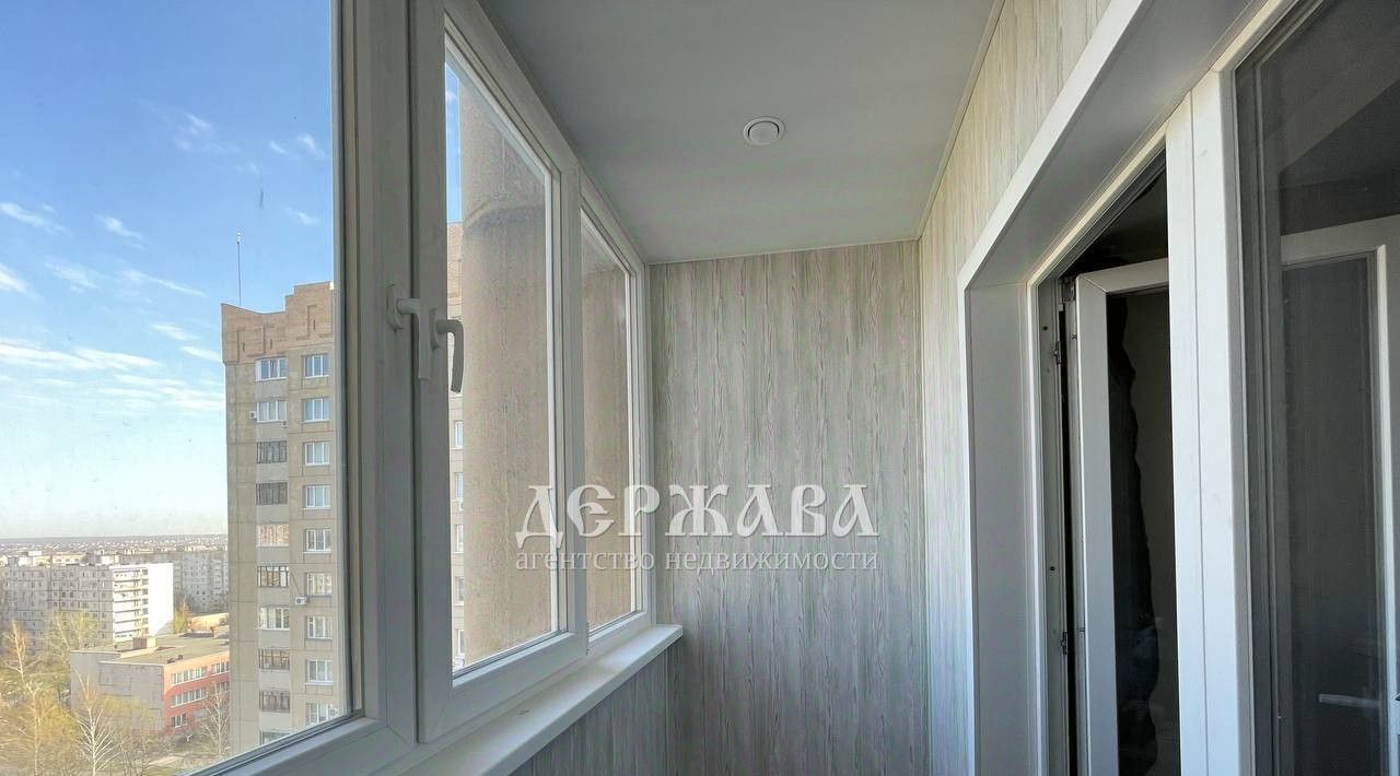 квартира г Старый Оскол мкр Королева 37 фото 3