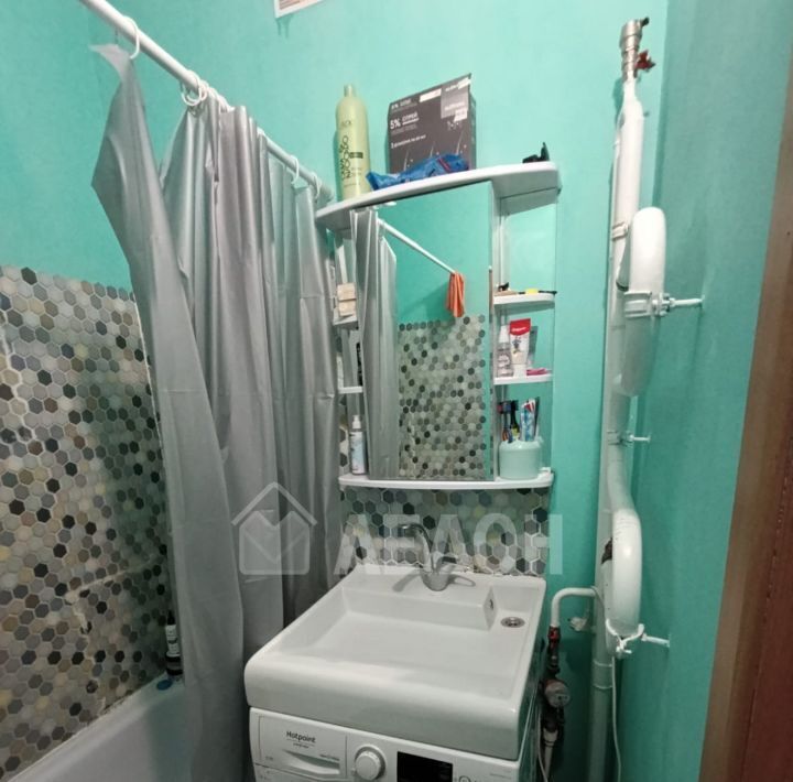 квартира г Омск р-н Центральный ул Завертяева 9к/18 фото 14