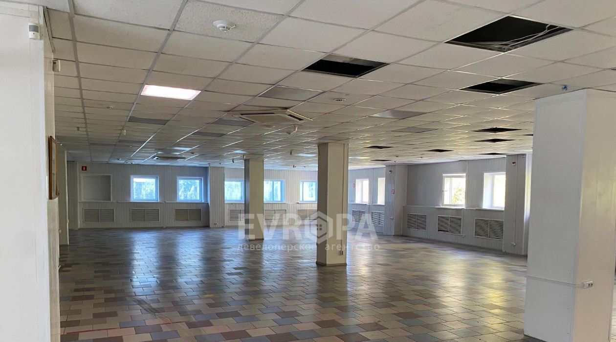 свободного назначения г Ульяновск р-н Заволжский пр-кт Ленинского Комсомола 12 фото 3