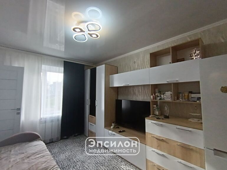 квартира г Курск р-н Железнодорожный ул Ухтомского 1 фото 1