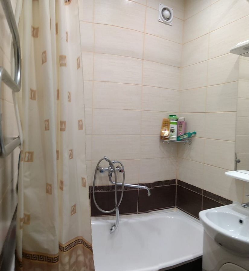 комната г Санкт-Петербург метро Ладожская ул Коммуны 42к/1 округ Ржевка фото 8