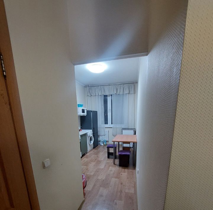 квартира г Красноярск р-н Октябрьский ул Академика Киренского 2и фото 16