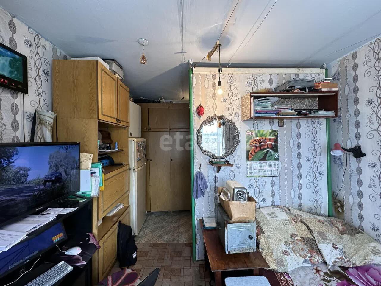 комната г Ирбит Александра Матросова, 1б фото 2