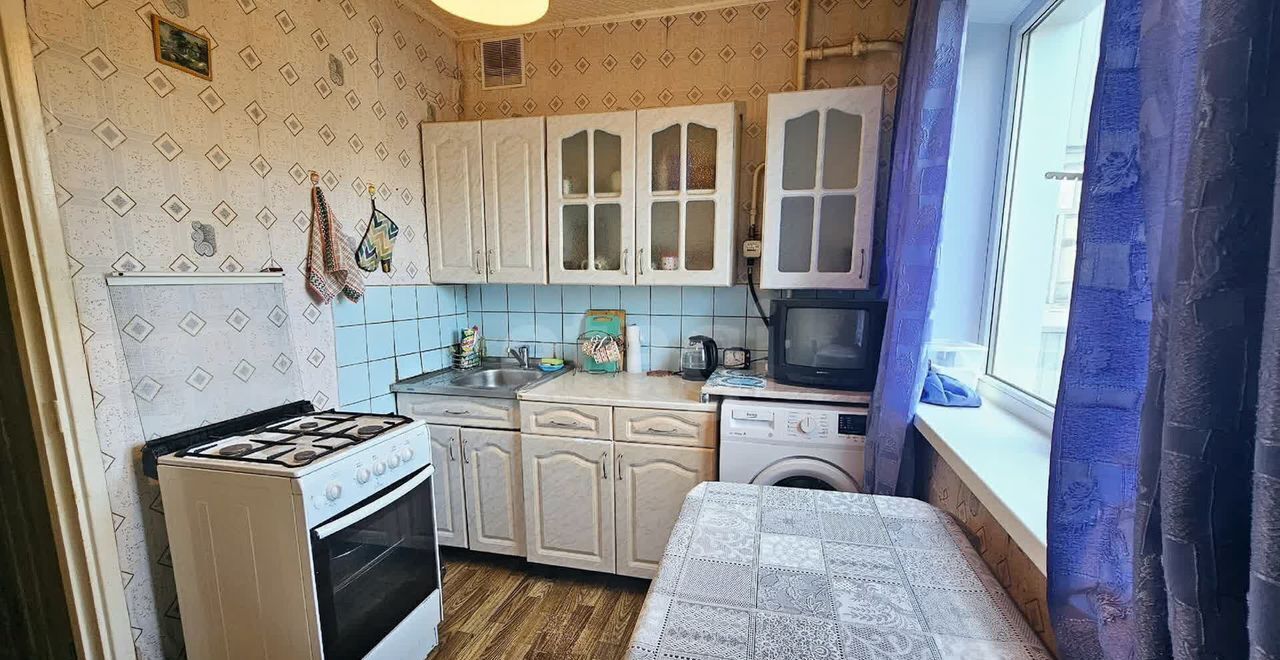квартира г Набережные Челны р-н Центральный 16-й комплекс 9 фото 1