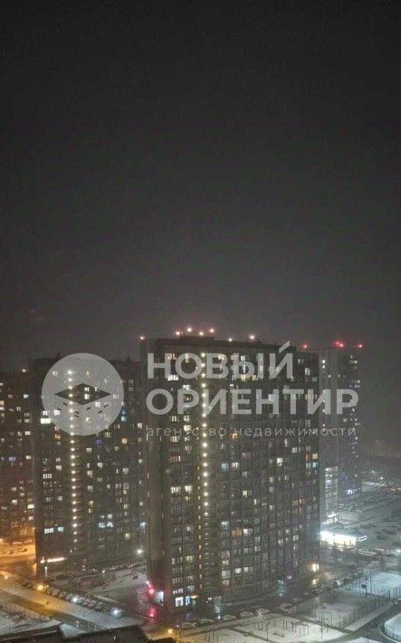 квартира г Екатеринбург р-н мкр Светлый Ботаническая Уктус жилрайон, 4 фото 2