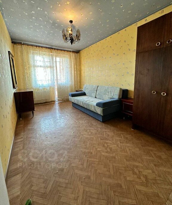 квартира г Волгоград р-н Дзержинский ул Нарвская 10 фото 2