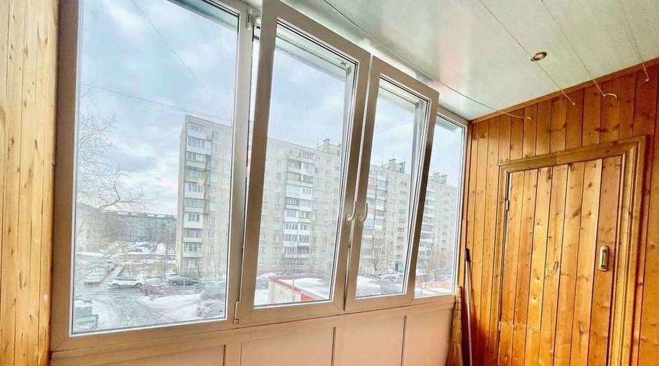 квартира г Мурманск р-н Ленинский ул Алексея Хлобыстова 32 фото 5