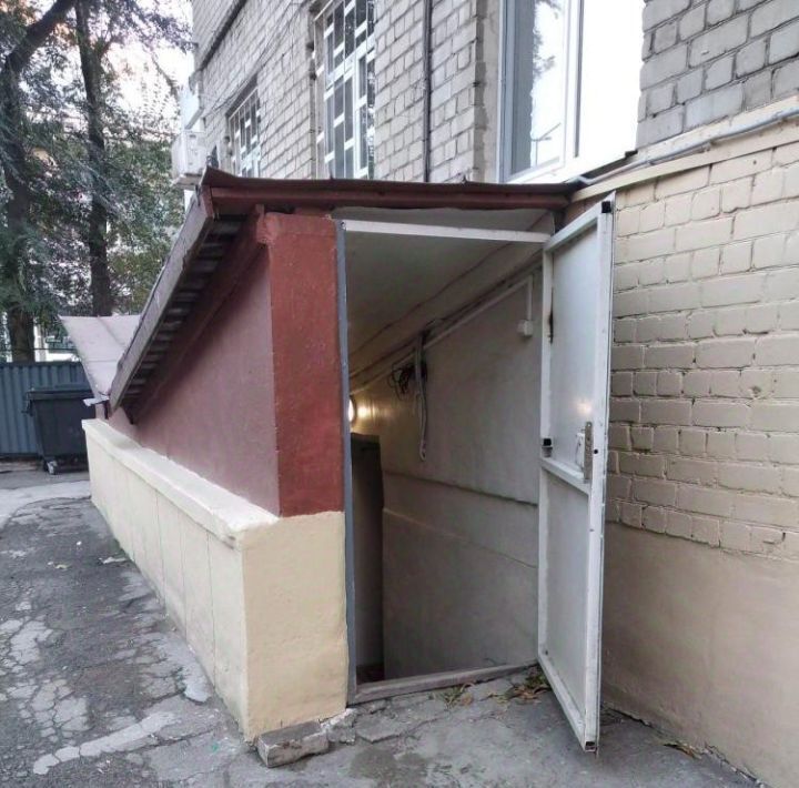 свободного назначения г Саратов р-н Фрунзенский пл. Имени С. М. Кирова, 4 фото 1