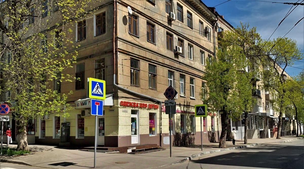 торговое помещение г Саратов р-н Волжский проезд Имени Г. И. Котовского, 10 фото 1