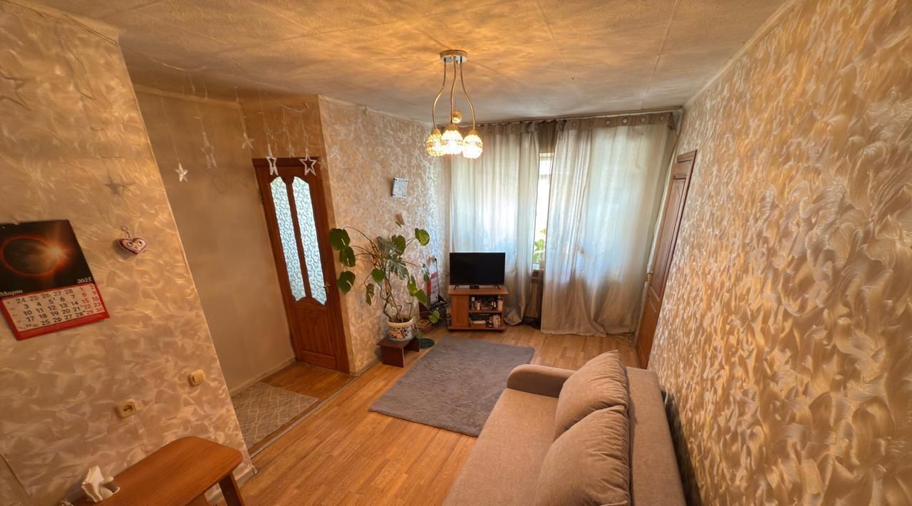 квартира г Барнаул р-н Железнодорожный ул Новороссийская 27 фото 1