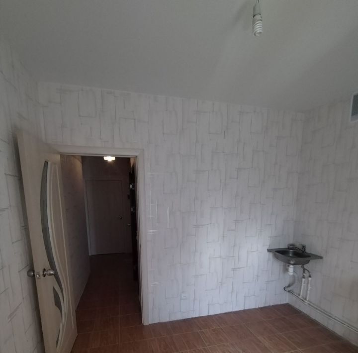 квартира г Саратов р-н Заводской проезд 5-й Нагорный 28к/2 фото 6