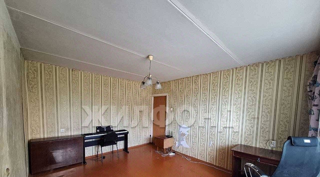 квартира г Брянск р-н Советский ул Крахмалева 25 фото 1
