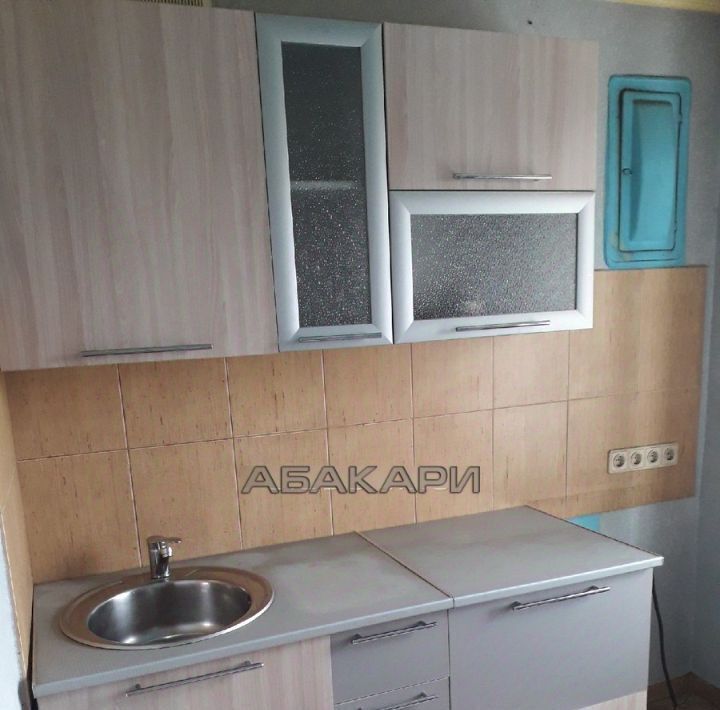 квартира г Красноярск р-н Железнодорожный ул Омская 18 фото 1
