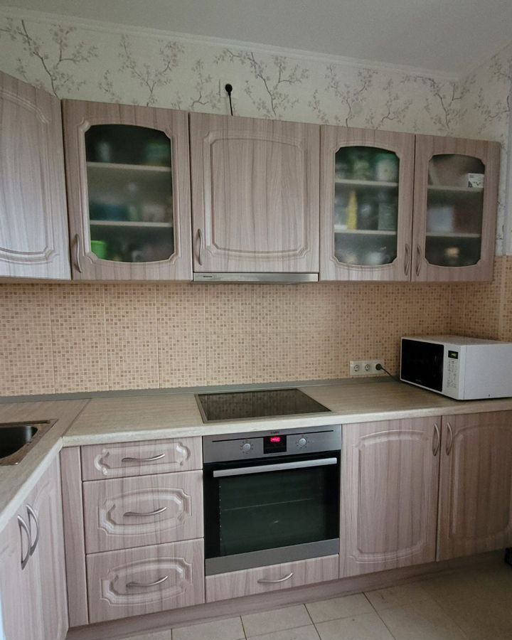 квартира г Санкт-Петербург метро Проспект Ветеранов ул Лёни Голикова 23к/8 фото 12