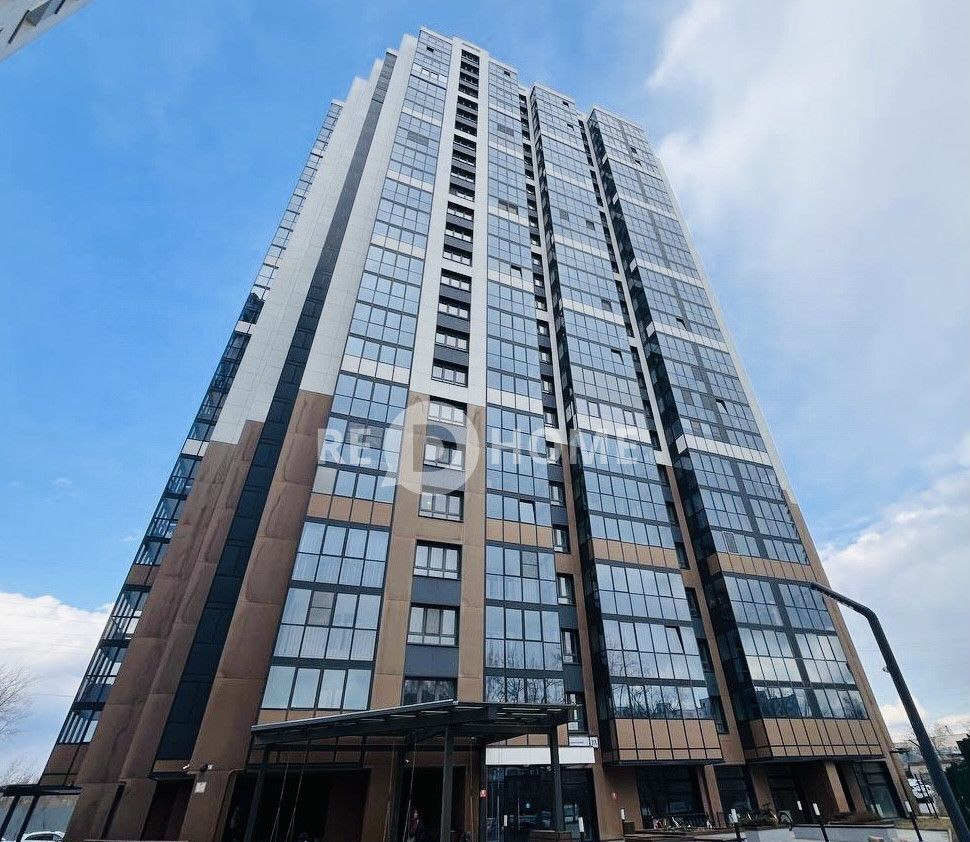 квартира г Пермь р-н Дзержинский ул Строителей 37а фото 1