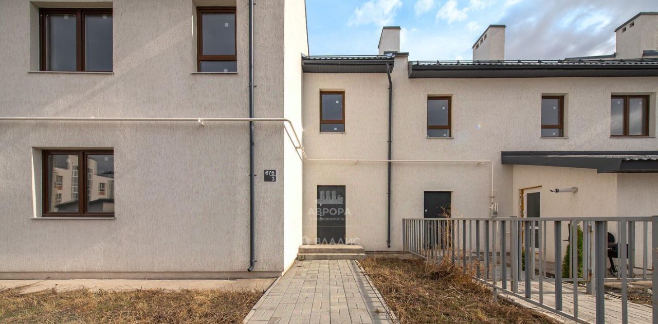 дом г Магнитогорск р-н Орджоникидзевский ул Зеленый лог 67б/3 фото 1