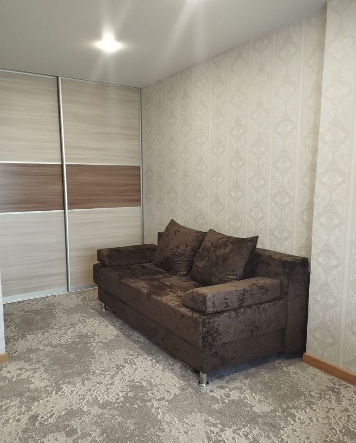 квартира г Челябинск р-н Тракторозаводский ул Комарова 112а фото 1