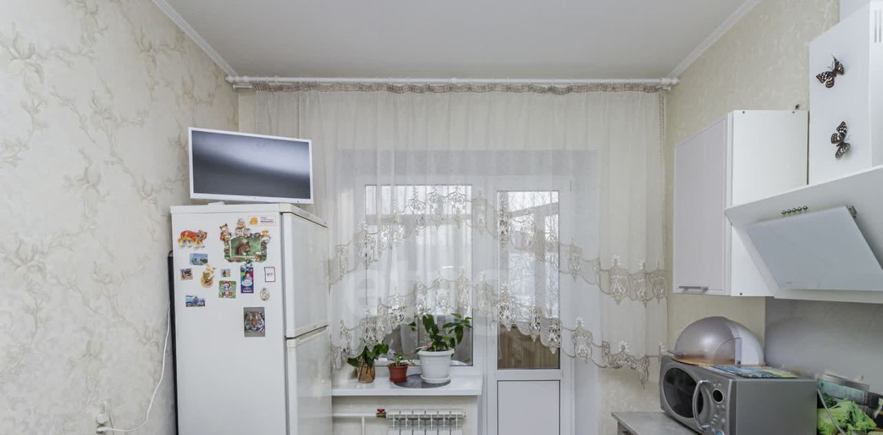 квартира г Сургут ул Профсоюзов 12/1 11Б фото 8