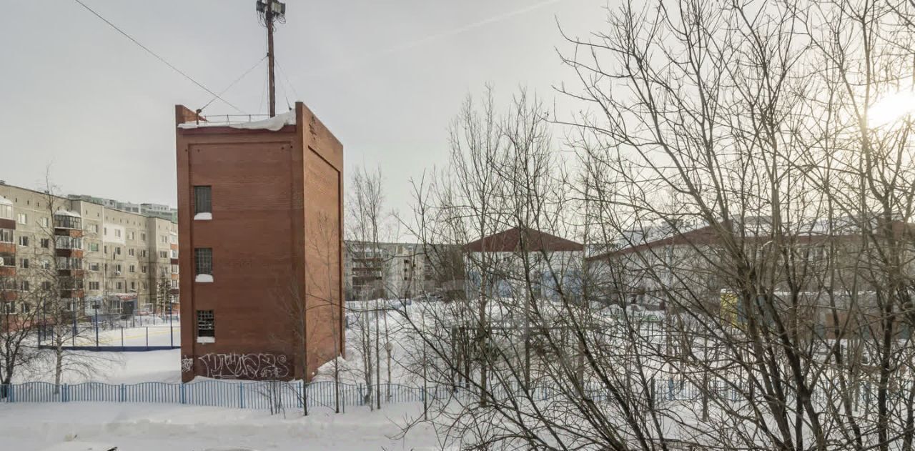 квартира г Сургут ул Профсоюзов 12/1 11Б фото 24