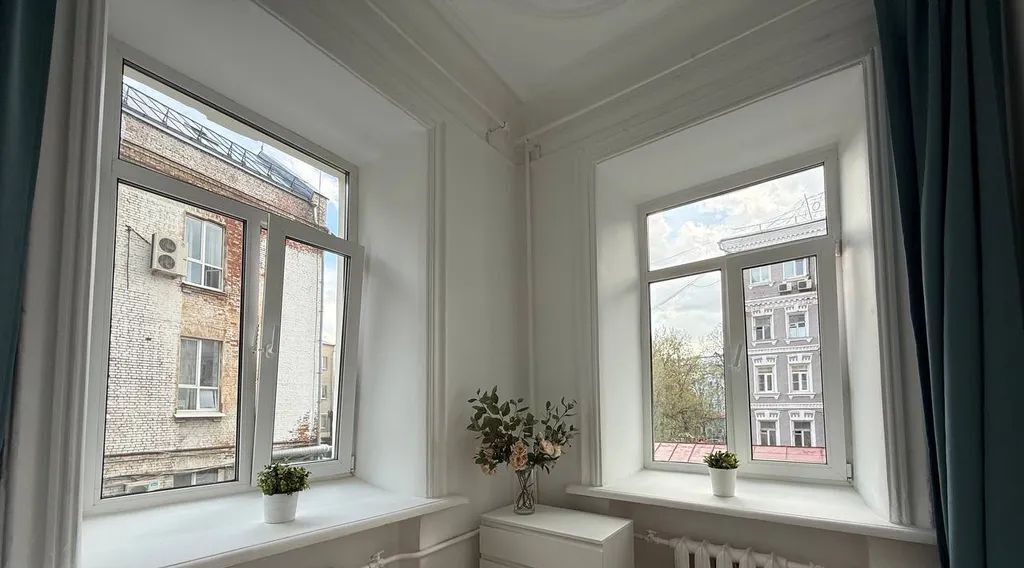 комната г Москва метро Парк культуры проезд Зубовский 2к/2 фото 2