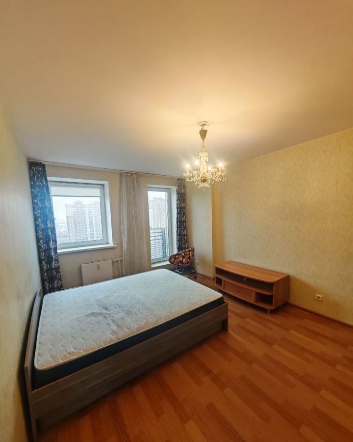 квартира г Санкт-Петербург п Парголово ул Фёдора Абрамова 19к/1 метро Парнас фото 2