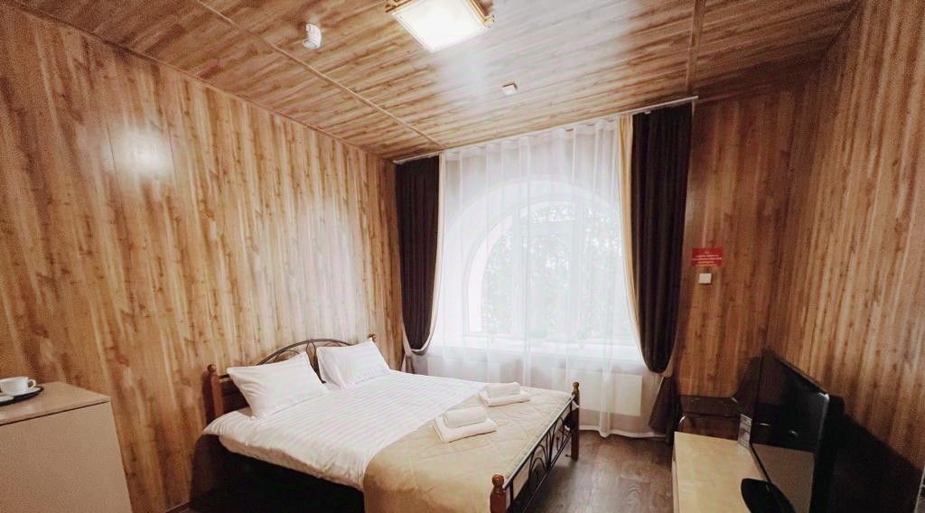 комната г Красноярск р-н Октябрьский ул Биатлонная 10 фото 1