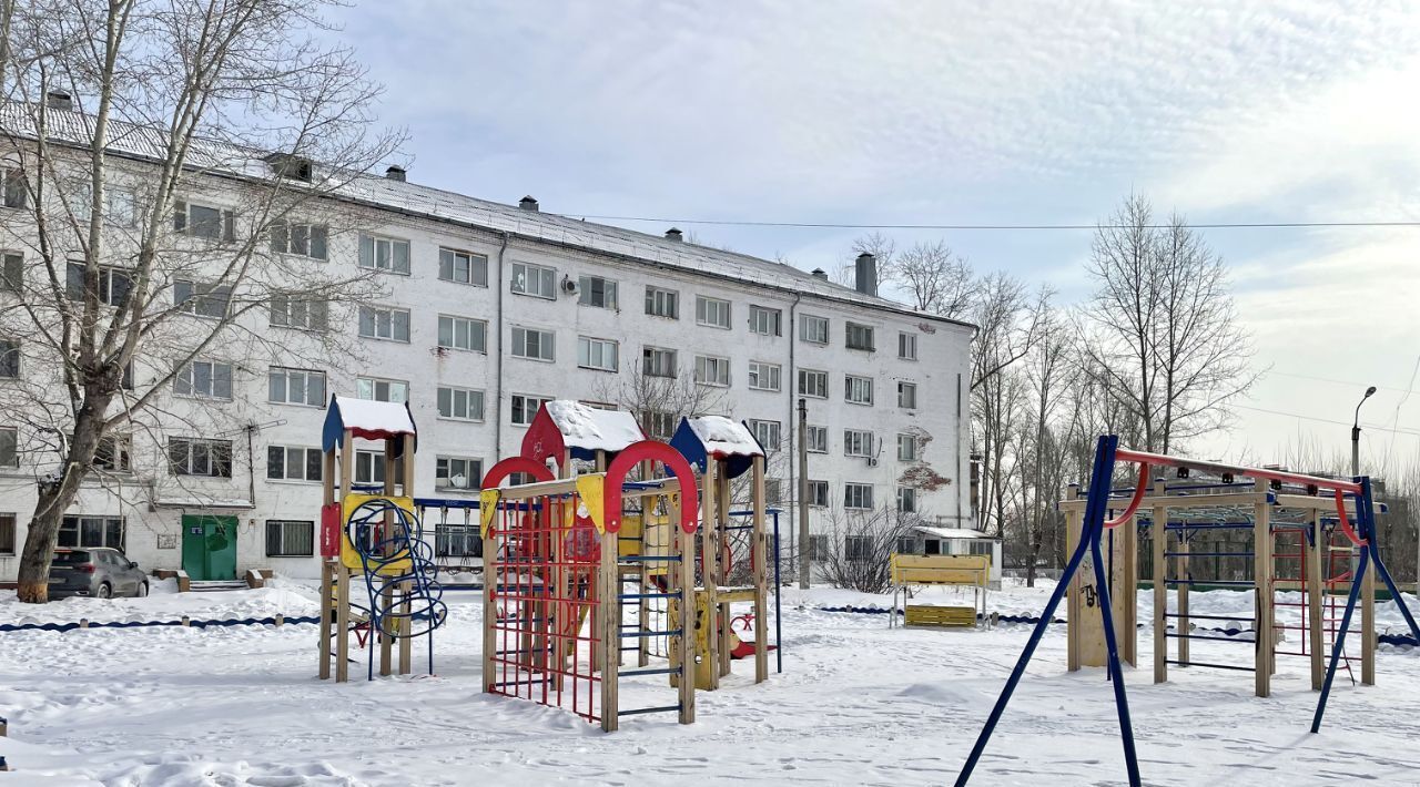 квартира г Омск р-н Центральный ул Багратиона 12 пос. Амурский фото 28