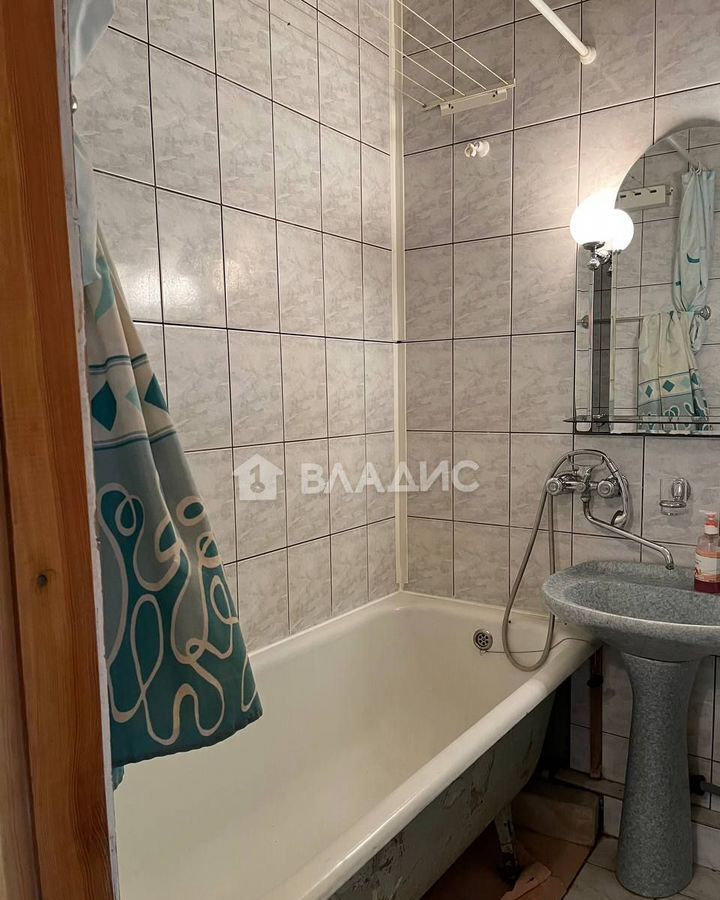 квартира г Волгоград р-н Тракторозаводский ул им. Атласова 10 фото 10