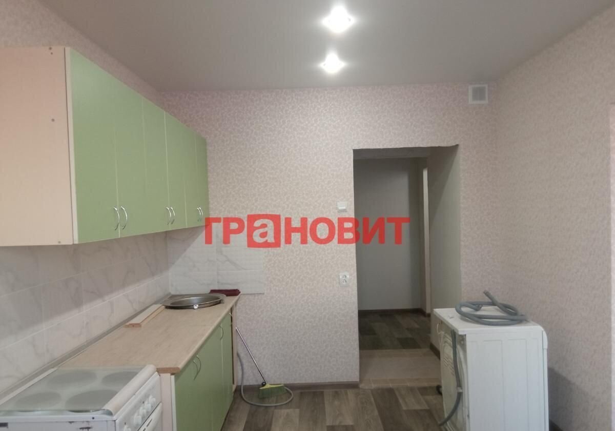 квартира г Новосибирск Золотая Нива ул Плющихинская 10 фото 5