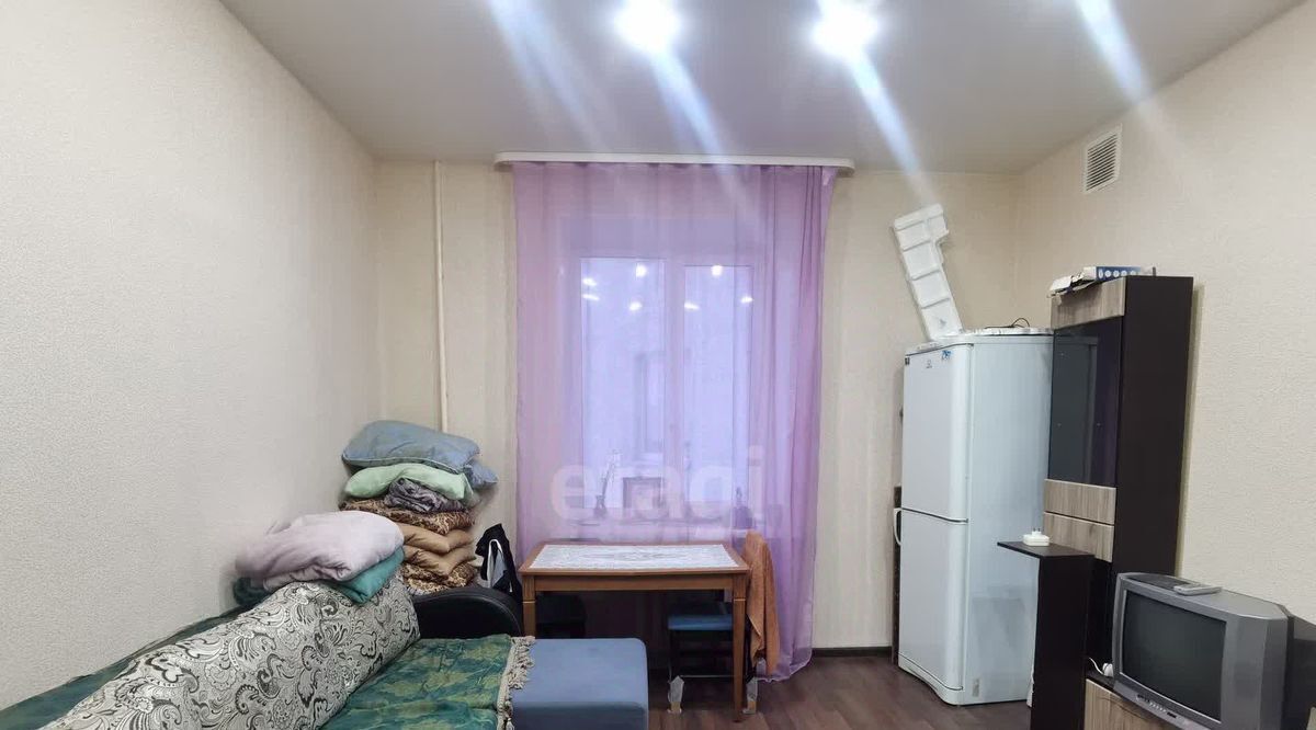 комната г Череповец р-н Индустриальный ул Металлургов 10 фото 1